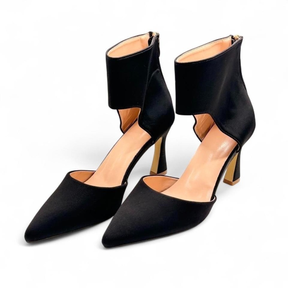 Women's size 7 closed toe satin mule pumps